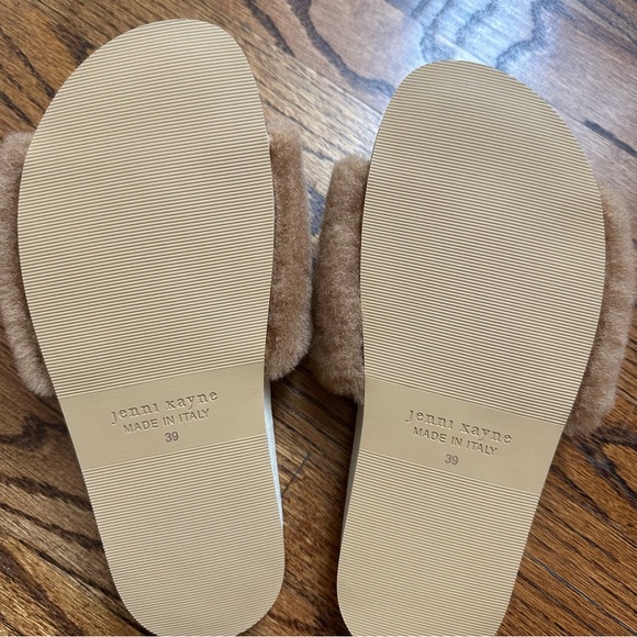 NWOT Jenni Kayne Shearling Slide Sandals in Natural. Size 39/US 9 - Picture 2 of 3